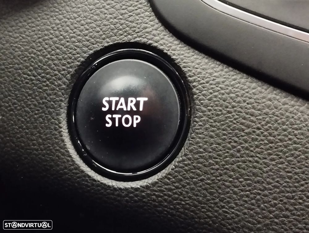 Renault Mégane 1.6 TCe GT EDC - 27