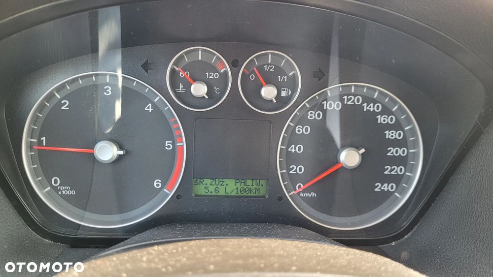 Ford Focus C-Max 1.6 TDCi Ghia - 10