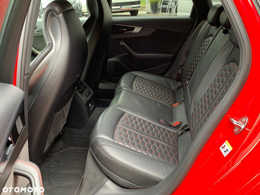 Audi RS4 Avant 2.9 TFSI Quattro Tiptr - 23