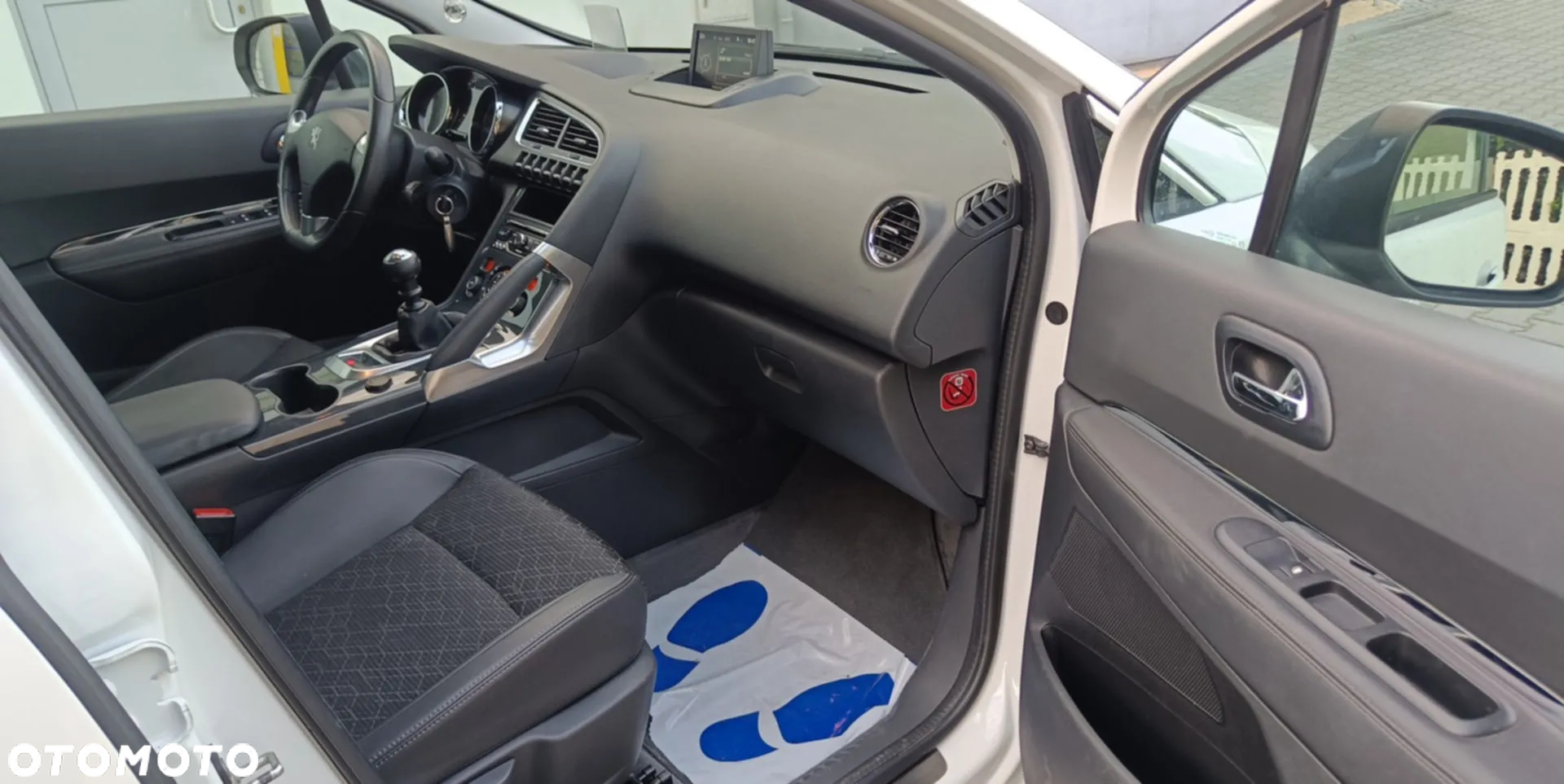 Peugeot 3008 1.2 PureTech Allure - 11