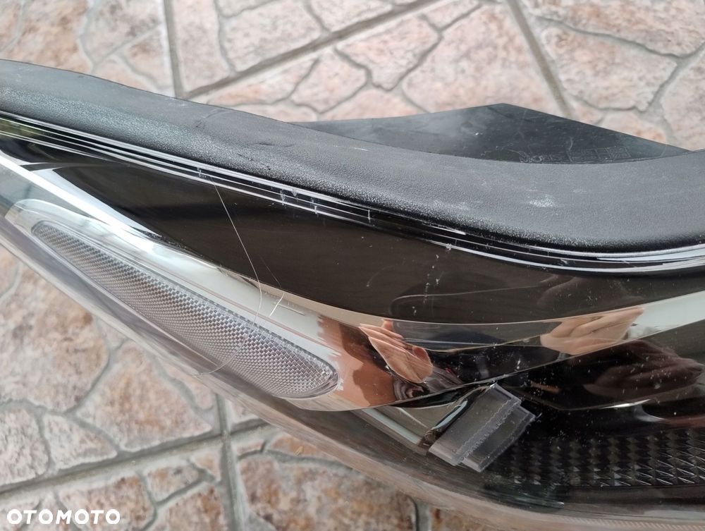 lampa prawa led kia sportage iv 4 92102f1500 - 3