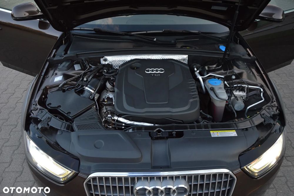 Audi A4 Allroad 2.0 TDI clean diesel Quattro S tronic - 32