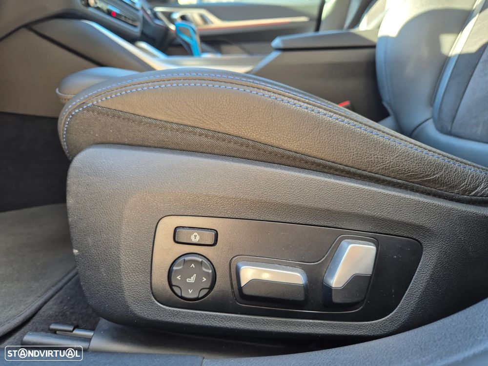 BMW i4 eDrive40 Pack Desportivo M - 8