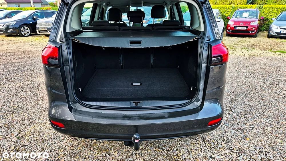 Opel Zafira Tourer 1.4 Turbo Business Edition - 38