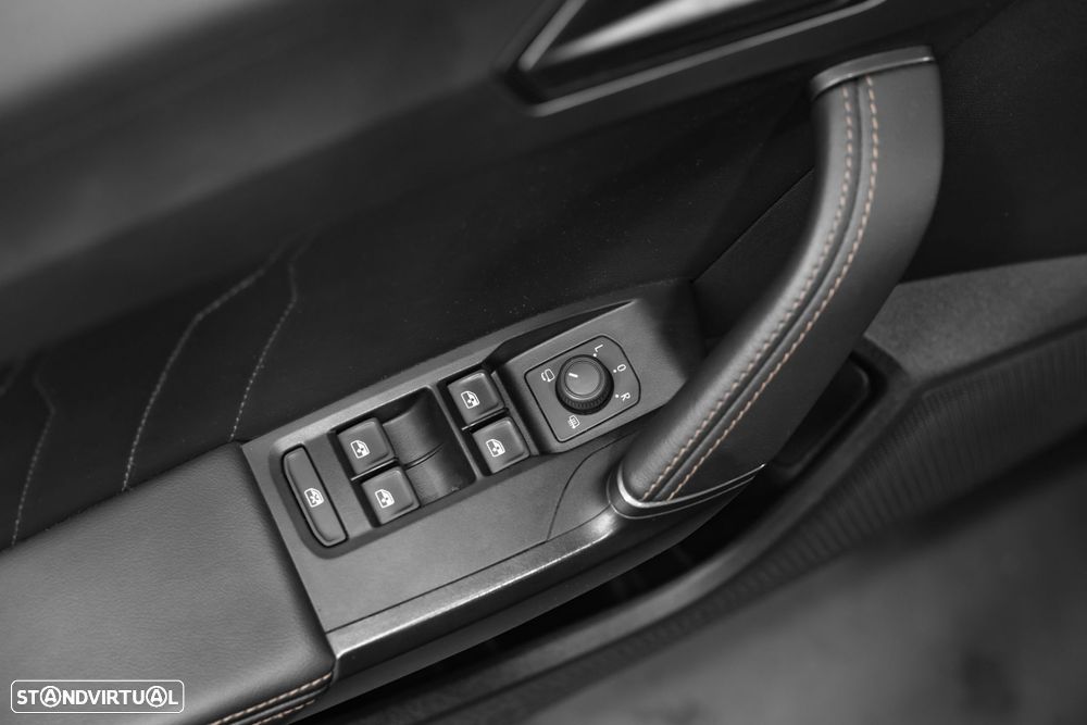 Cupra Formentor 1.4 e-Hybrid DSG - 26