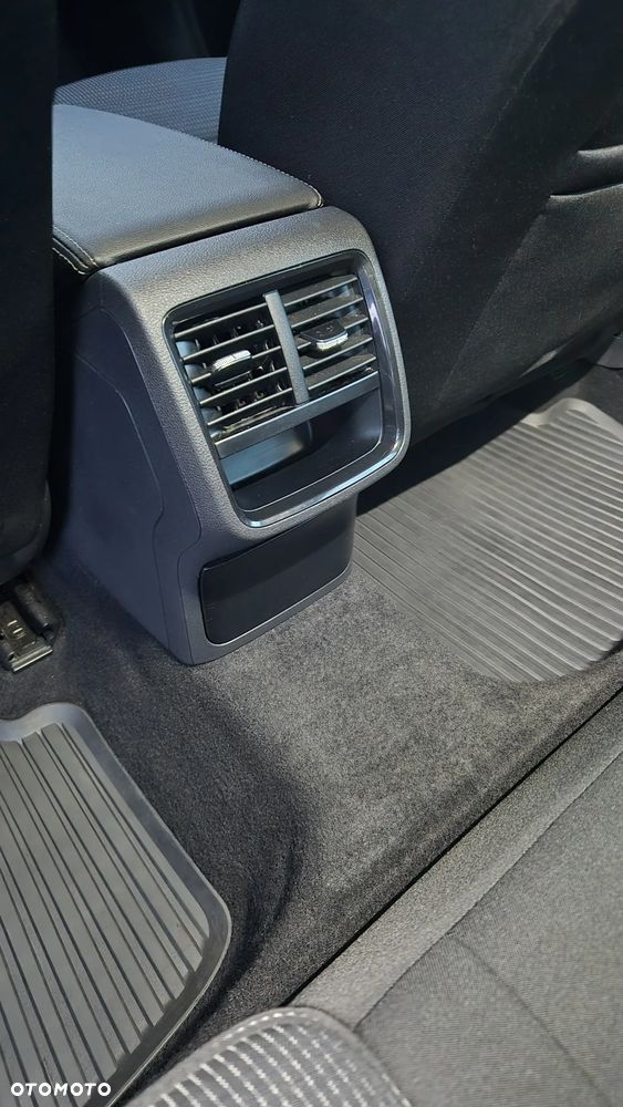 Skoda Octavia 2.0 TDI Ambition - 37