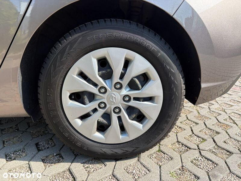Hyundai i30 1.5 DPI Classic + - 32