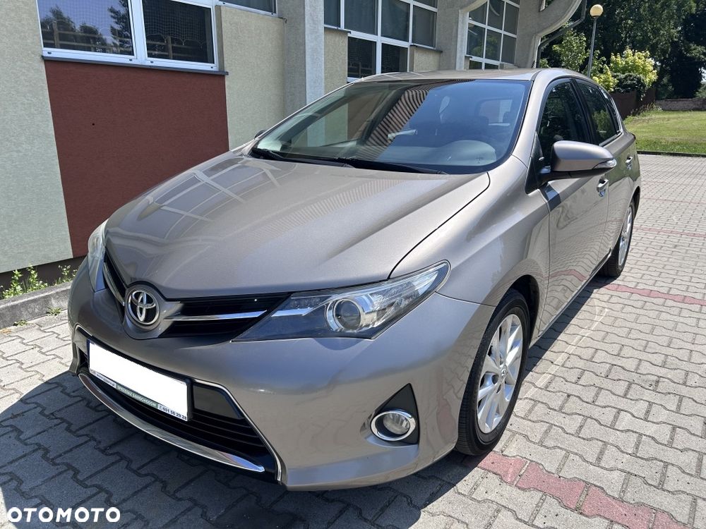 Toyota Auris 1.33 Dual-VVT-i Comfort - 2