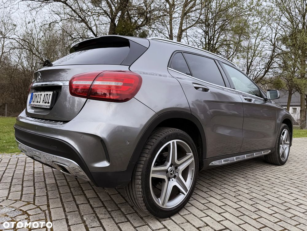 Mercedes-Benz GLA 200 7G-DCT AMG Line - 8