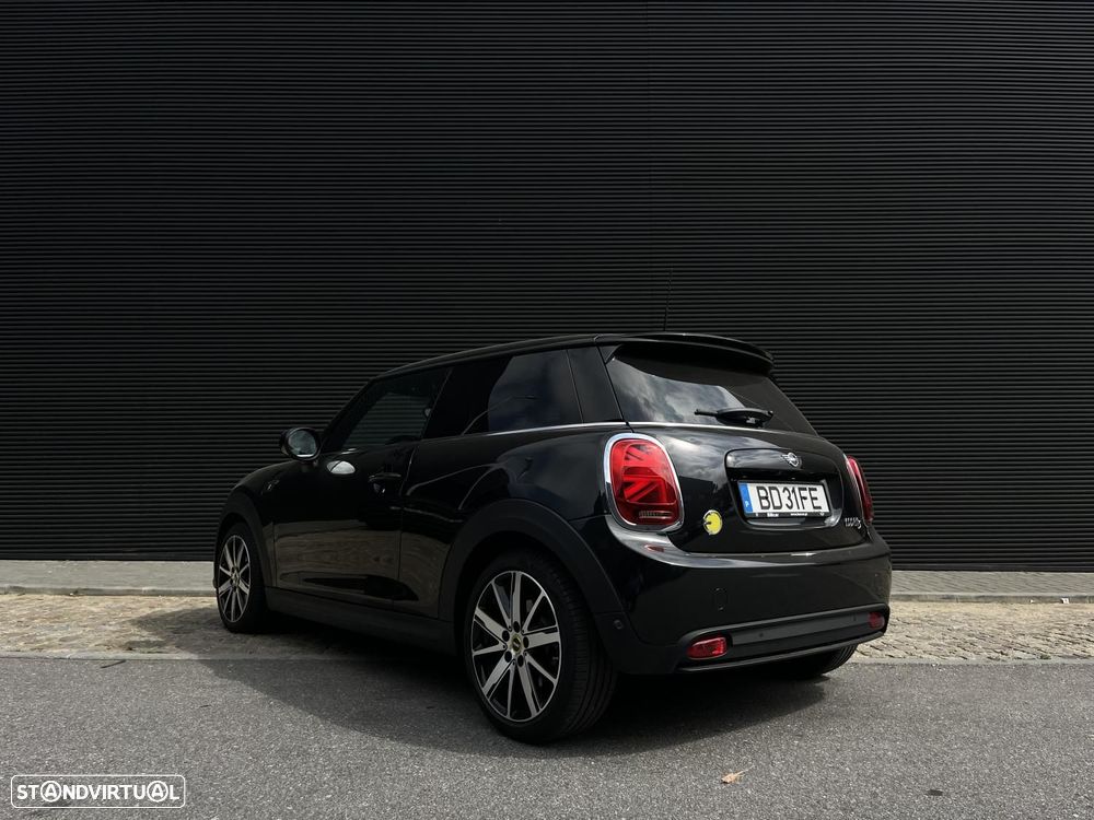 MINI 3 Portas Cooper SE Classic - 30