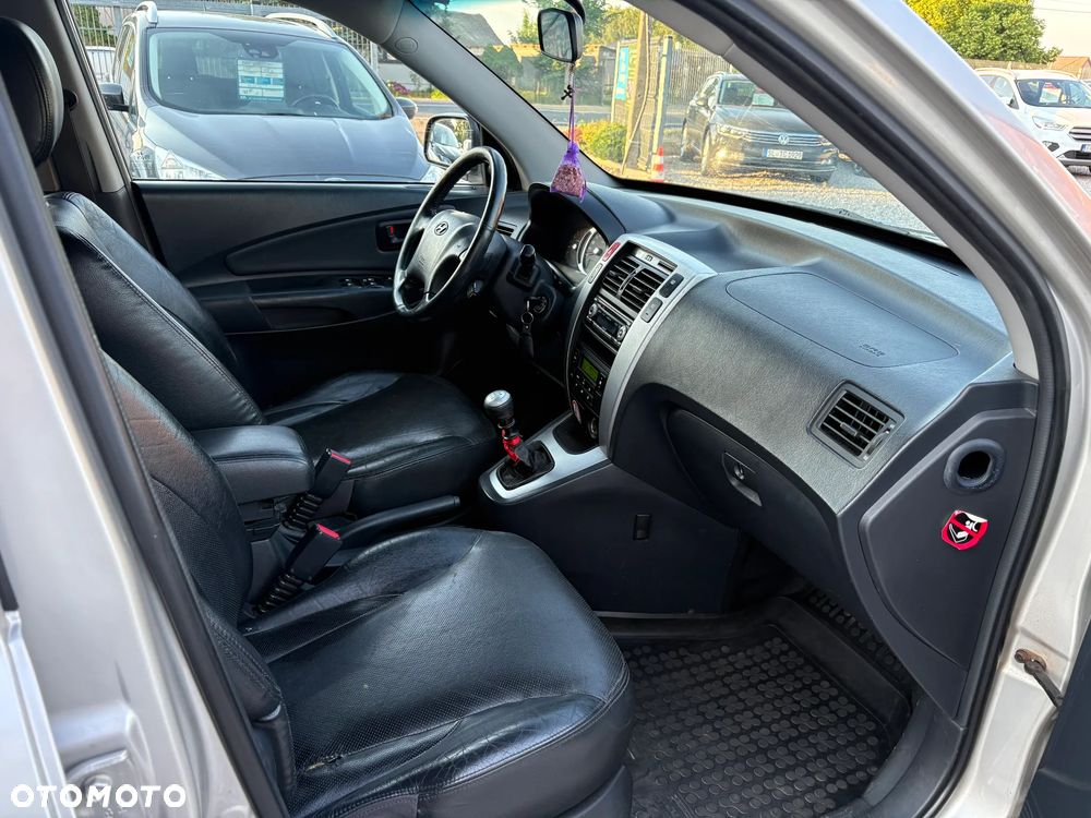 Hyundai Tucson 2.0 CRDi VGT 2WD GLS - 10