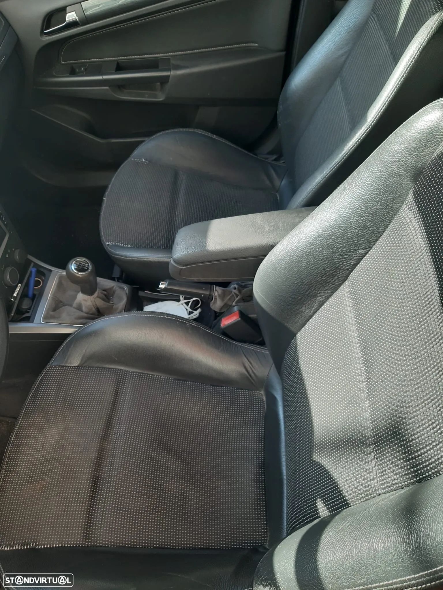 Opel Astra 1.9 CDTi Cosmo - 45