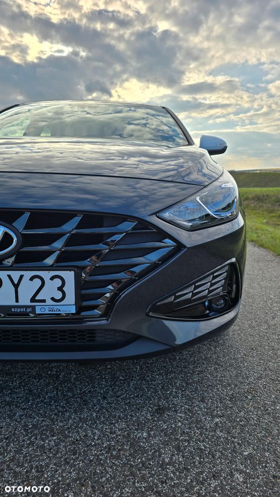 Hyundai i30 1.5 DPI Comfort - 12