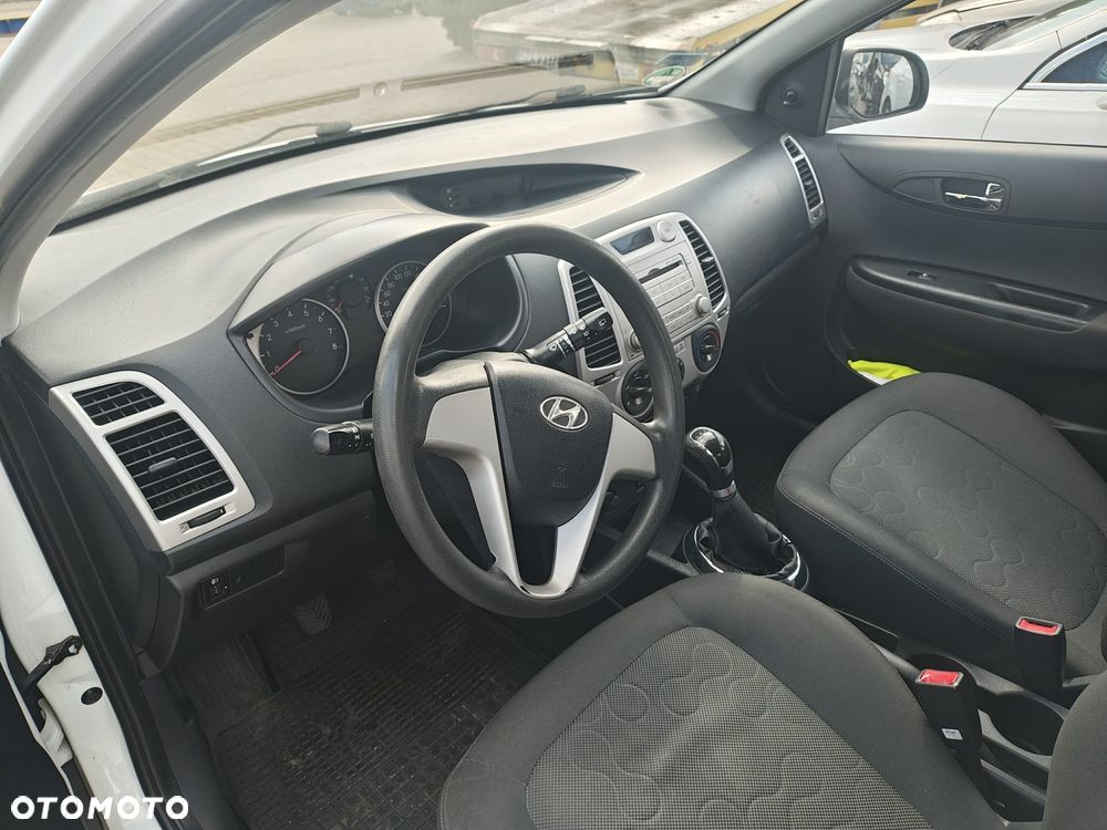 Hyundai I20 1.2 benz. części - 5