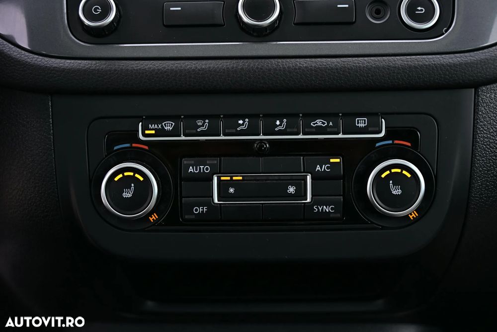 Volkswagen Tiguan 2.0 TDI 4Motion DSG Sport & Style - 29