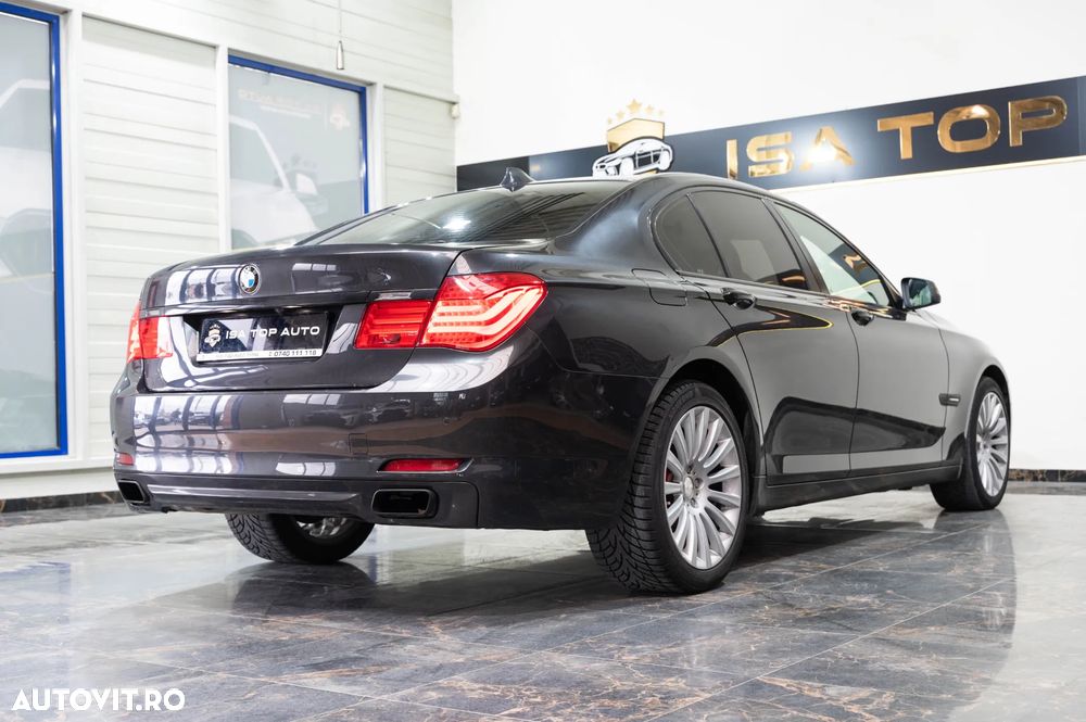BMW Seria 7 740d xDrive - 30