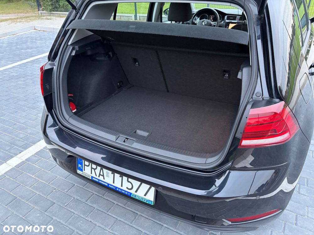 Volkswagen Golf 1.6 TDI (BlueMotion Technology) Trendline - 23