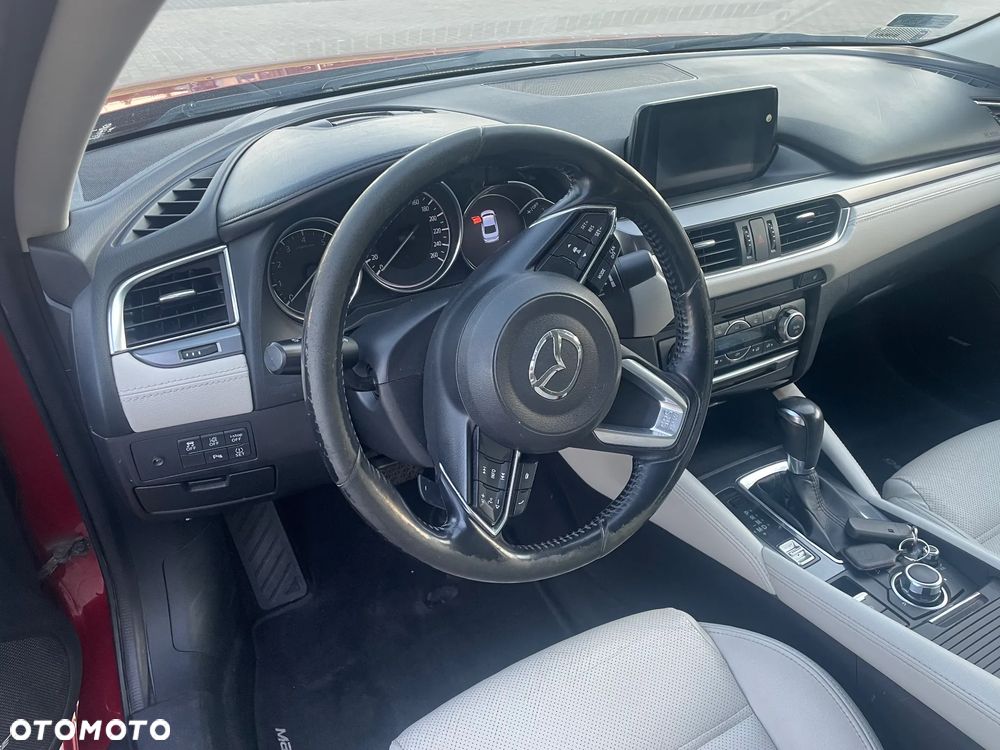 Mazda 6 - 10