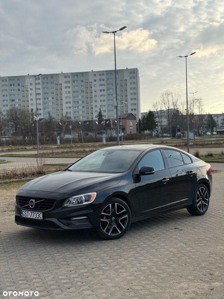 Volvo S60 T5 Geartronic RDesign - 1