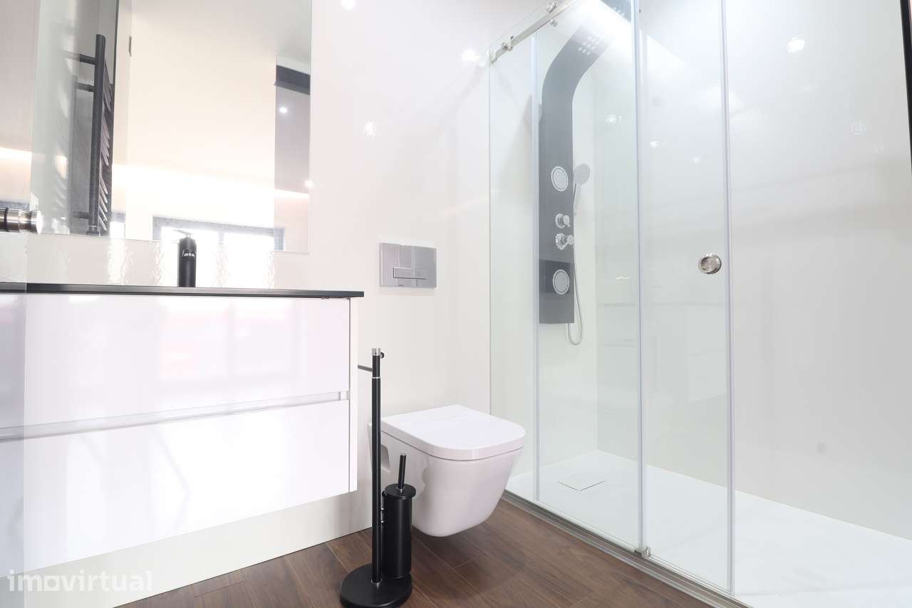 Apartamento T3 Venda em Ramalde,Porto - Grande imagem: 2/19
