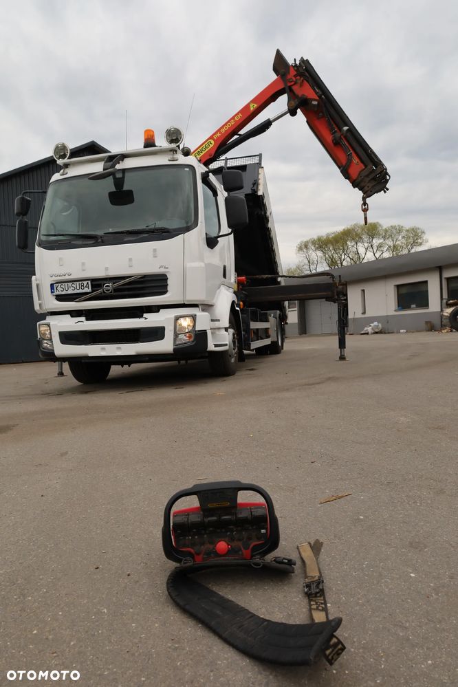 Volvo FL - 21
