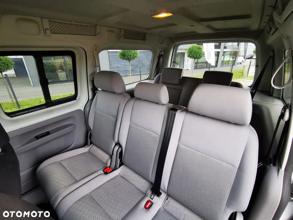 Volkswagen Caddy Maxi Life - 11