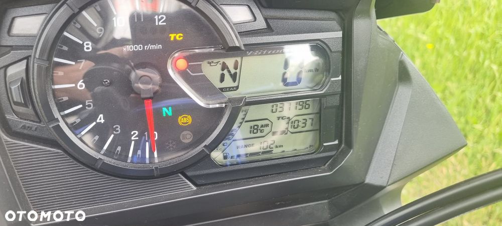 Suzuki DL - 3