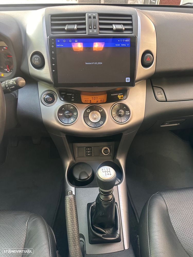 Toyota RAV4 2.2 D-4D X NAVI+RF+BM - 12