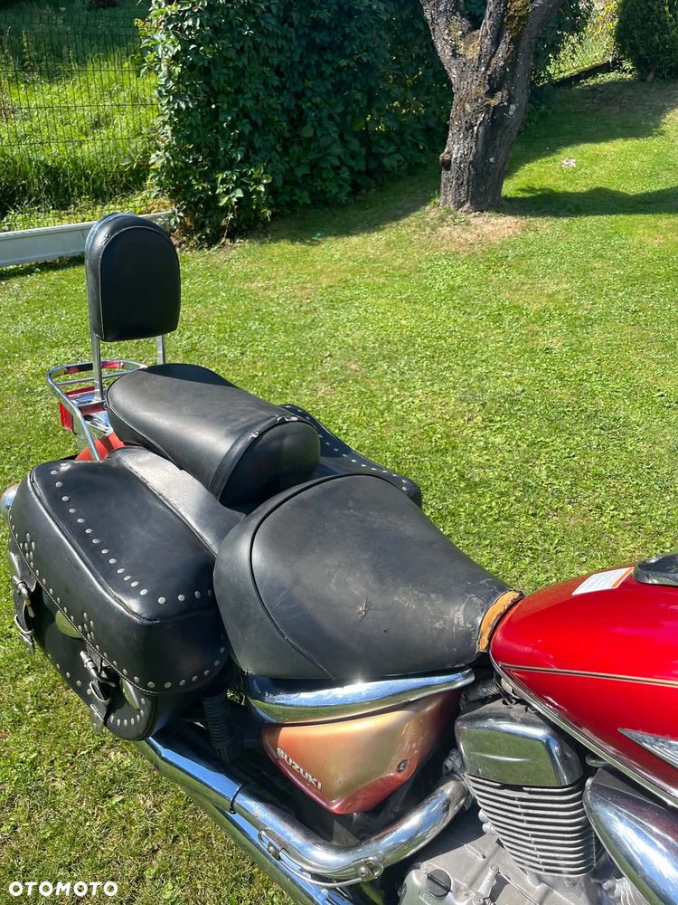 Suzuki Intruder - 7