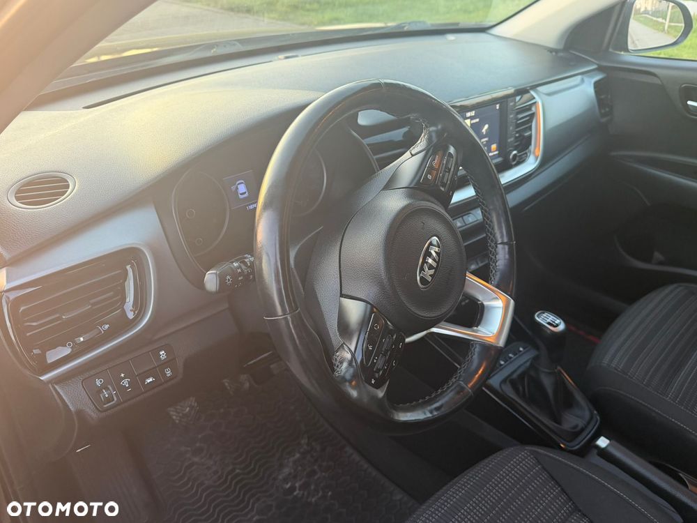 Kia Stonic 1.0 T-GDI 120 Edition 7 - 17