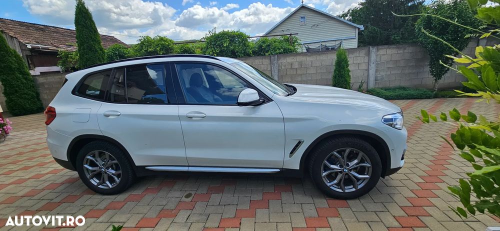 BMW X3 xDrive20d AT Luxury Line - 11