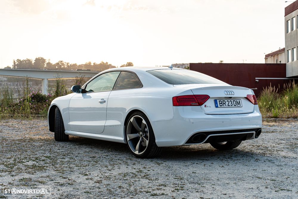 Audi RS5 4.2 FSi quattro S tronic - 5