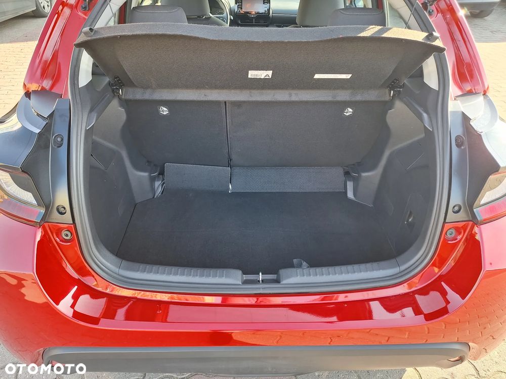 Toyota Yaris 1.5 Comfort - 11