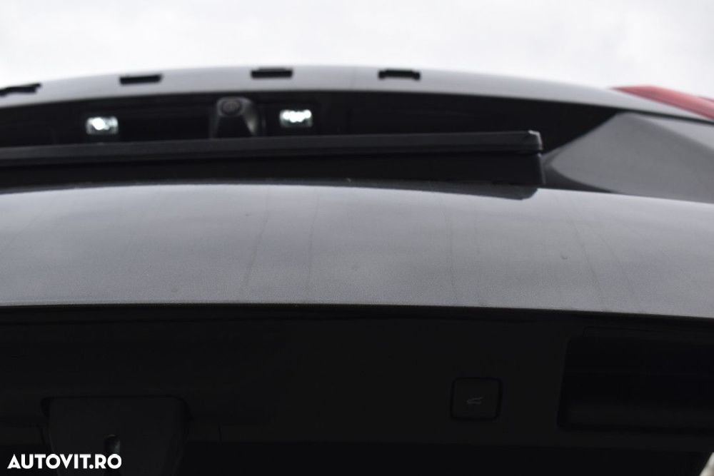 Ford Kuga - 19