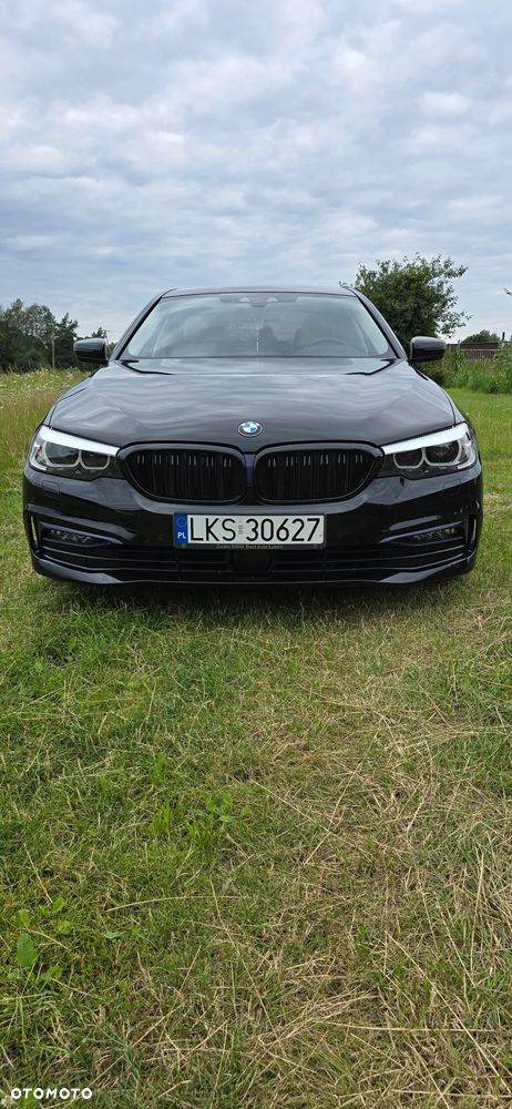 BMW Seria 5 530i GPF xDrive Sport Line sport - 6