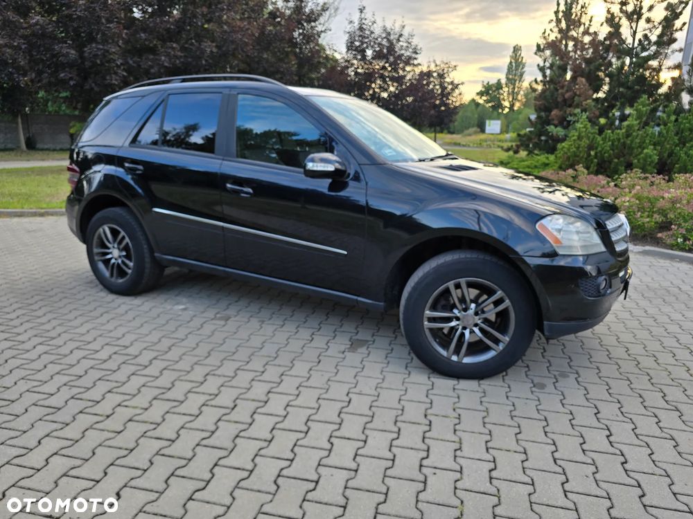 Mercedes-Benz ML 350 4-Matic - 34