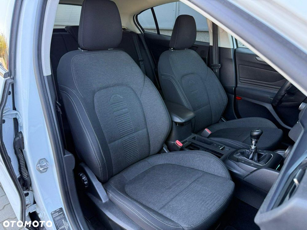 Ford Focus 1.0 EcoBoost Active - 18