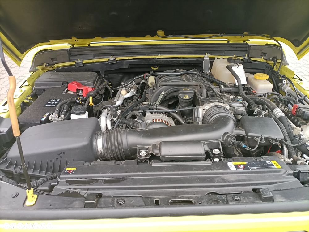 Jeep Wrangler Unlimited GME 2.0 Turbo Sahara - 9