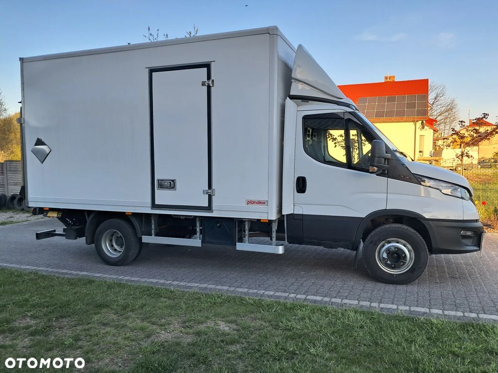 Iveco Daily 72C180 Kontener + Winda 1 Tona Salon Polska - 3
