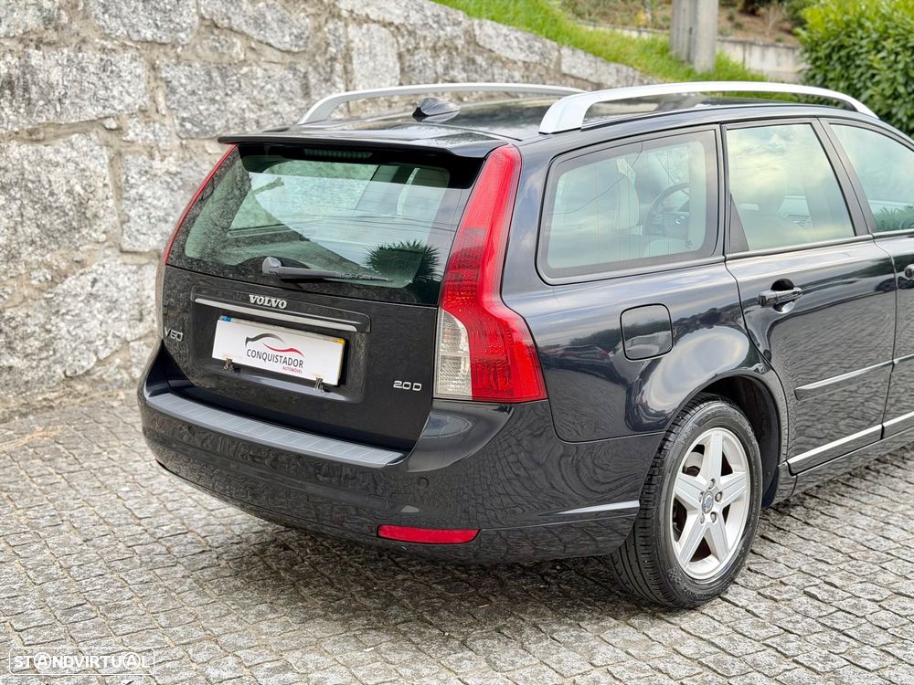 Volvo V50 2.0 D Momentum - 22