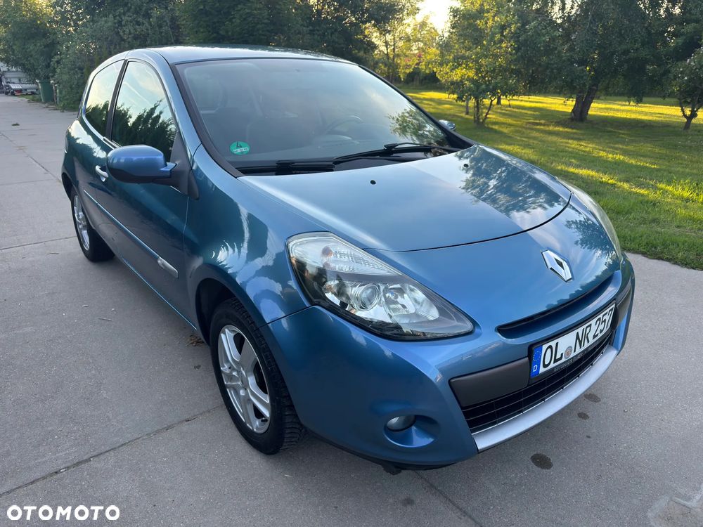 Renault Clio - 1