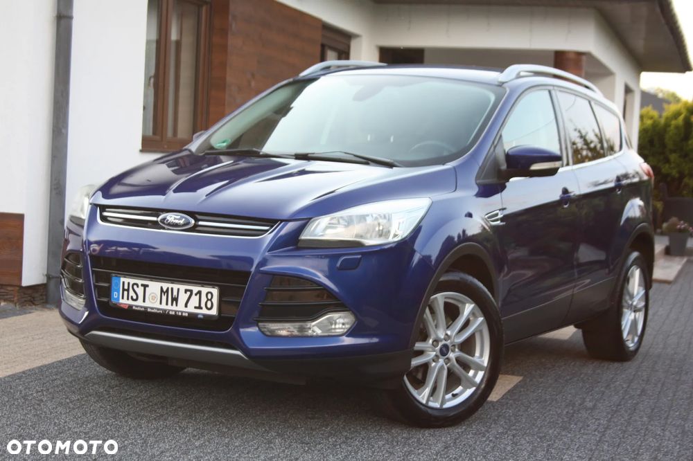Ford Kuga 1.6 EcoBoost 2x4 Titanium - 3