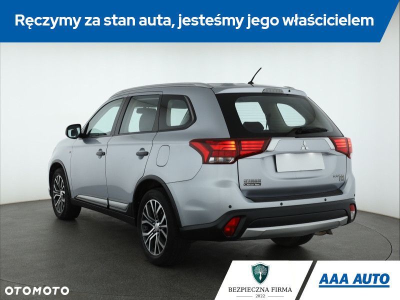 Mitsubishi Outlander - 5