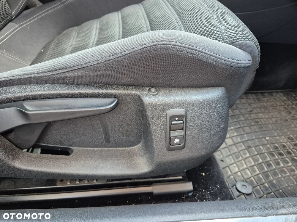 Volkswagen CC 2.0 TDI DPF BMT DSG - 10