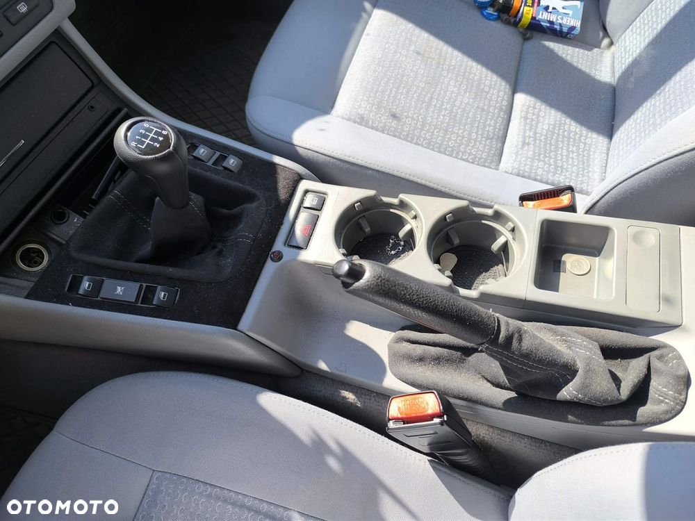 BMW Seria 3 320d - 11