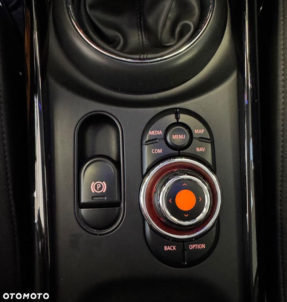 MINI Clubman Cooper - 22