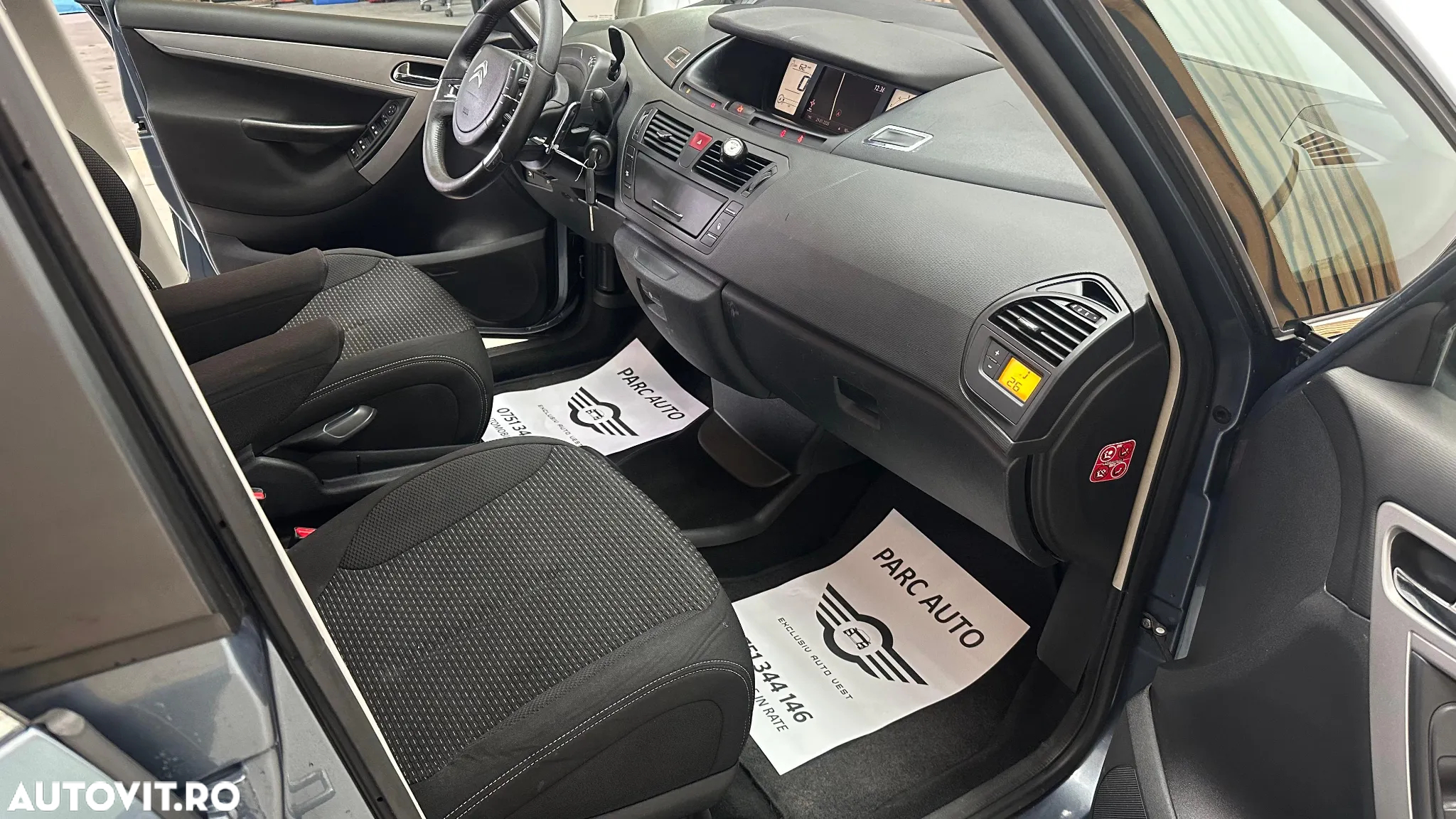 Citroën C4 Grand Picasso - 8