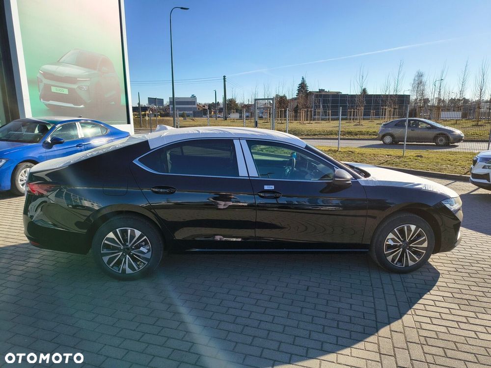 Skoda Superb 2.0 TDI SCR Drive DSG - 9