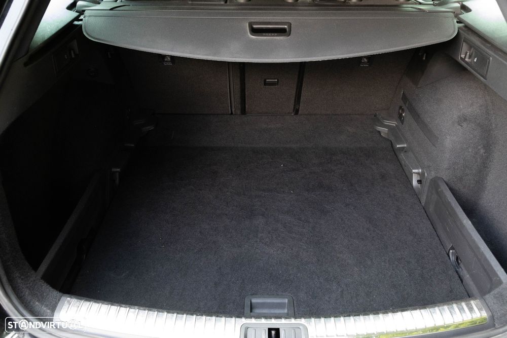 SEAT Leon ST 1.6 TDI FR S/S - 37