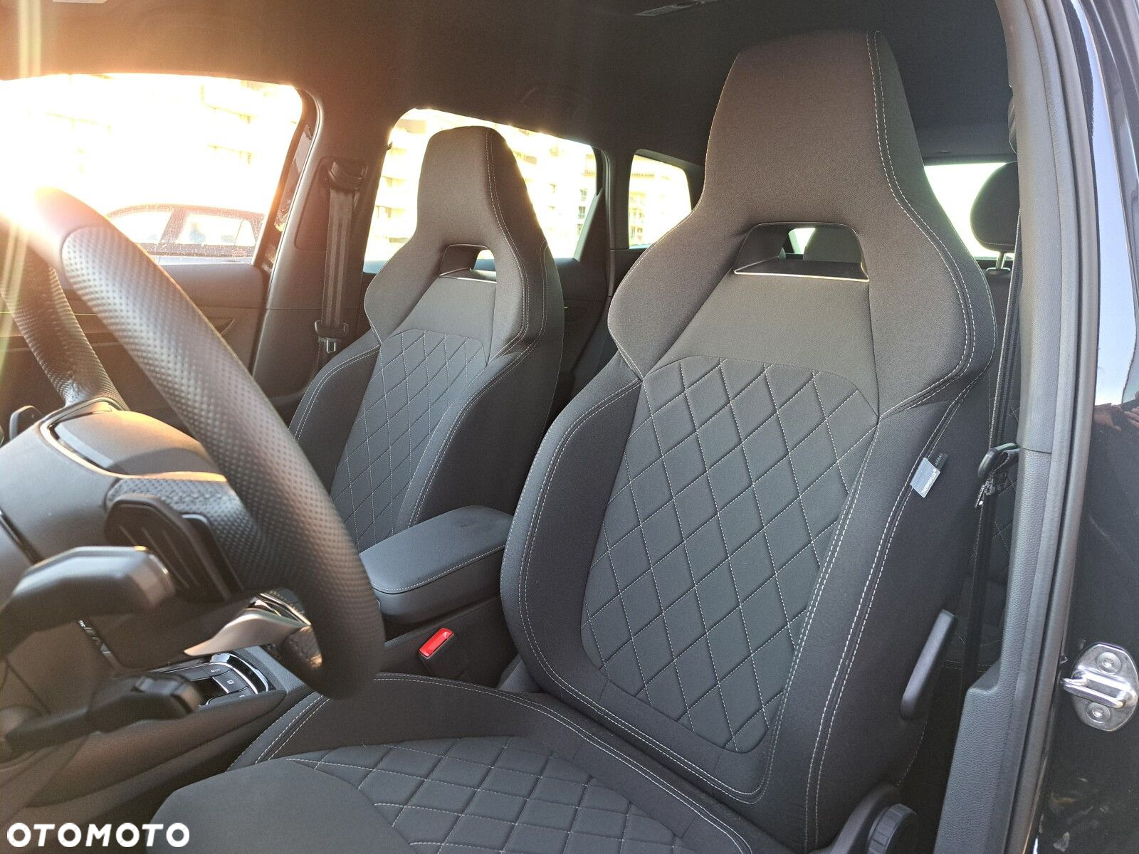 Skoda Karoq 1.5 TSI ACT Sportline DSG - 12